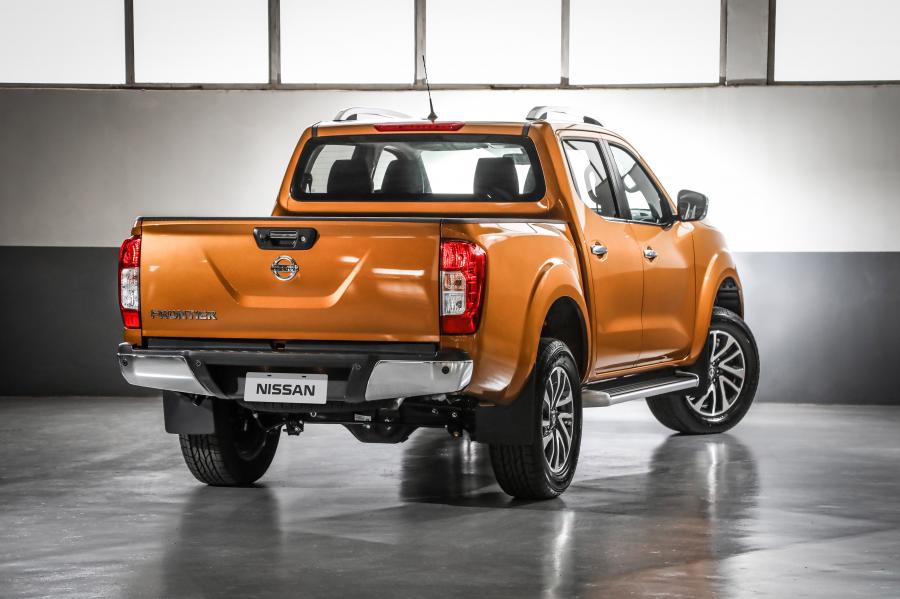  Nissan Frontier Double Cab 2016 года  (BR) (фото 2 из 40)